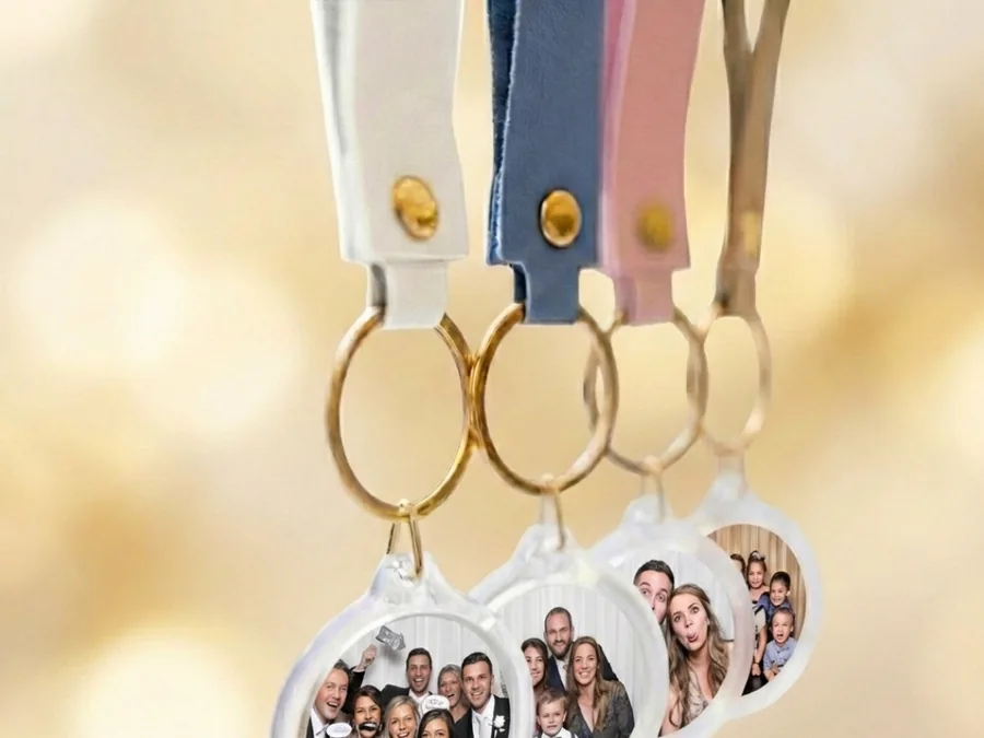 Foto-sleutelhangers met een rondje uit de fotostrip erin
